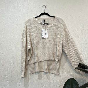 NWT BDG Ivory High-low Sweater
